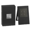 Exhibidor de mesa con muestrario de la botonera Lutron Alisse para punto de venta