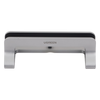 Soporte Vertical para Laptop / Adecuado para escritorio / Anchura Ajustable (12-26mm) / Amplia compatibilidad / Anti-Arañazos / Anti-Deslizante /Ajustable Mediante Tornillos / Color Plata / Aluminio + Silicona